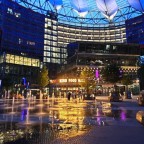 SonyCenter bei Nacht
